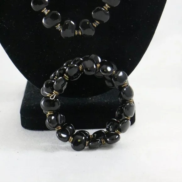 KAZURI Mini Shale Black Earthen Clay Jewelry Bundle Set - Picture 6 of 9